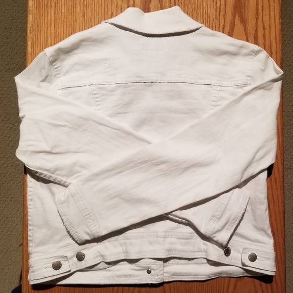 Velvet Heart Classic Denim Jacket - Picture 6 of 12